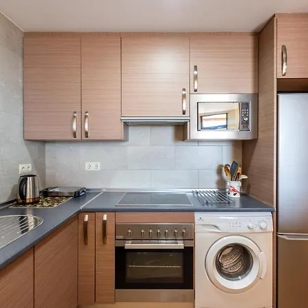 Torre De La Roca Apartment *